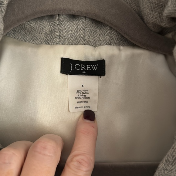 Ruffle collar gray tweed jacket - Picture 2 of 3